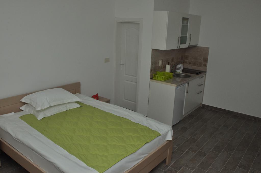 Apartments La Dolce Vita Herceg Novi Exterior photo